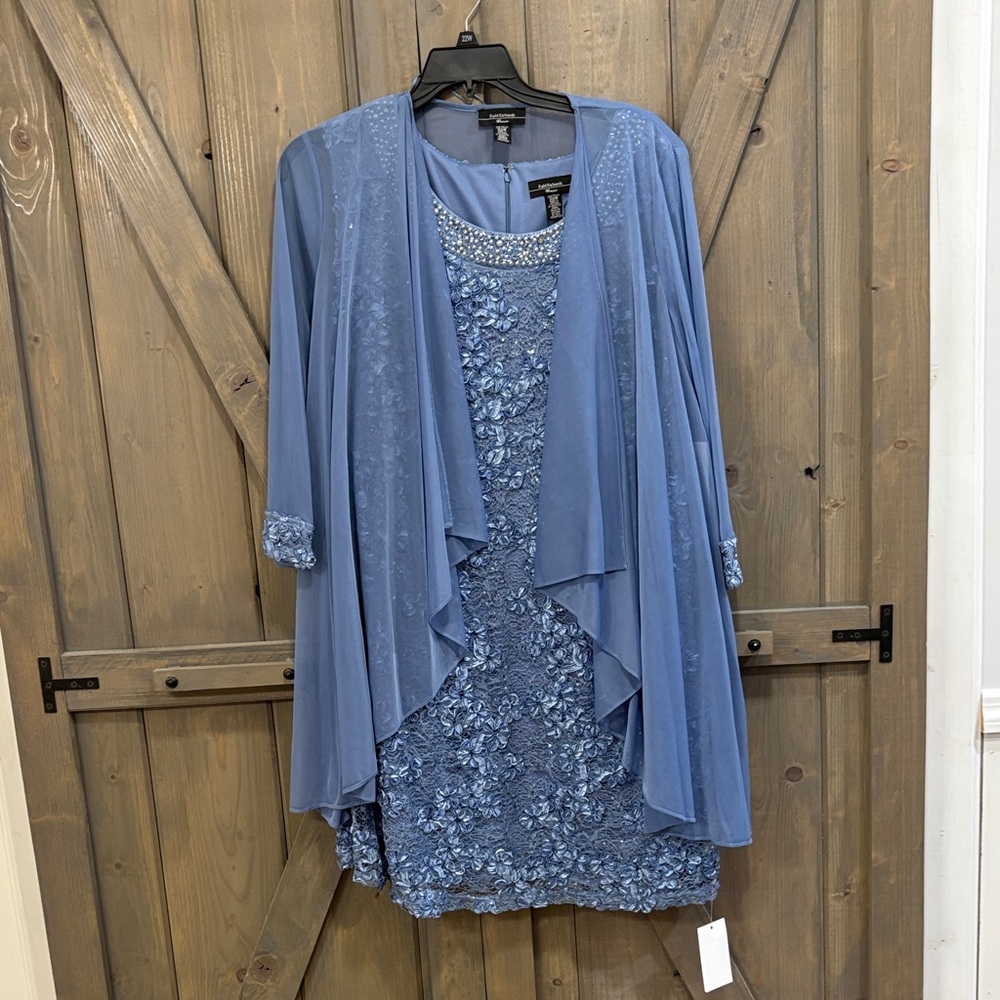 R&M Richards Slate Blue Ensemble